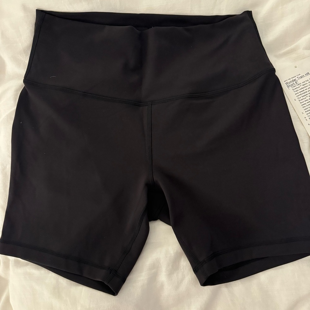 NWT Lululemon Wunder Train Shorts 6”